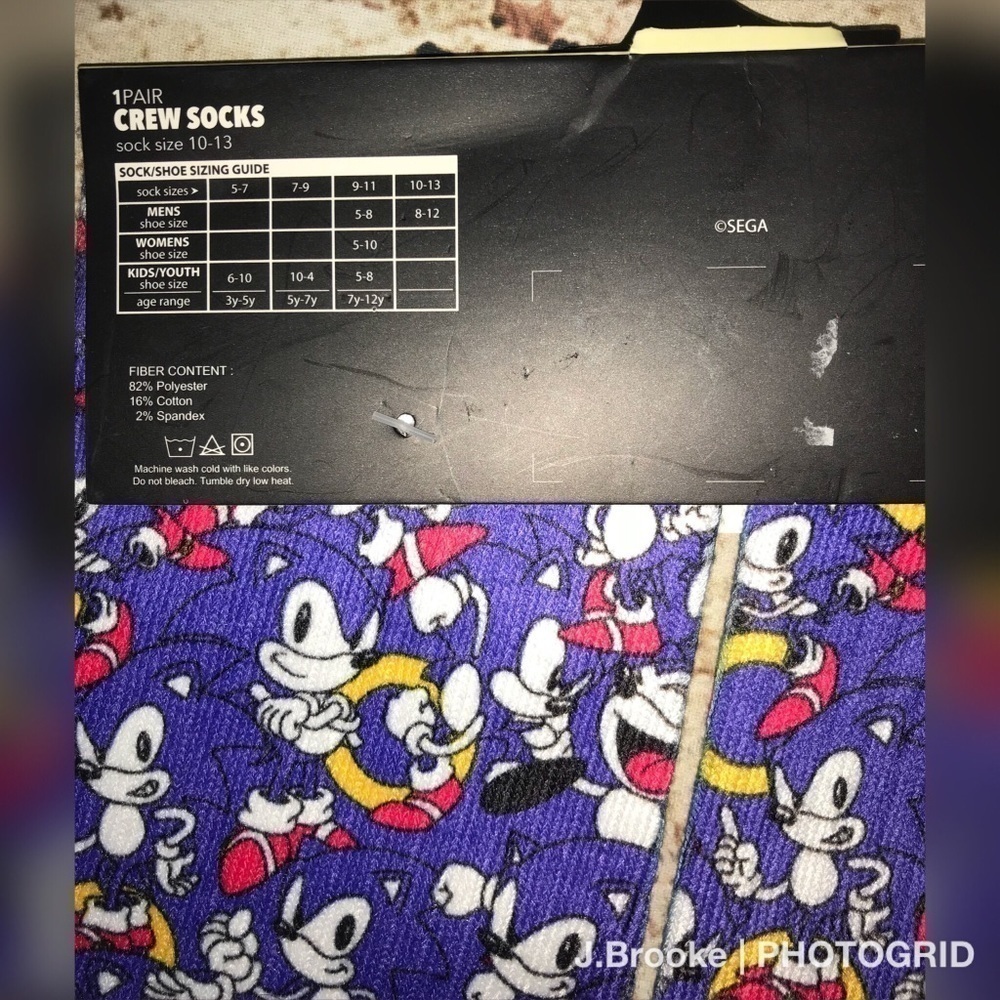 Bioworld Sonic the Hedgehog Crew Novelty Socks - Picture 3 of 3